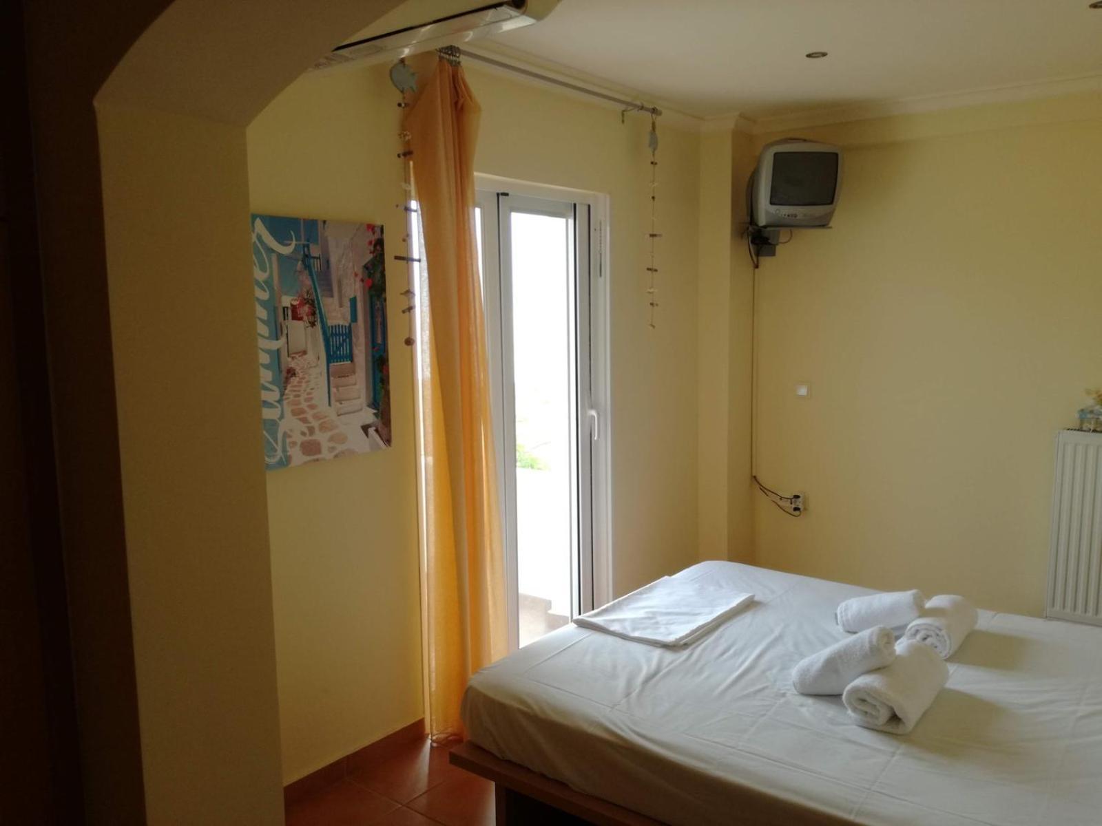 Villa Seabreeze Loutraki  Exterior photo